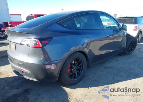 2022 Tesla Model Y Performance Dual Motor All-Wheel Drive from USA, damaged, VIN 7SAYGDEF7NF459170